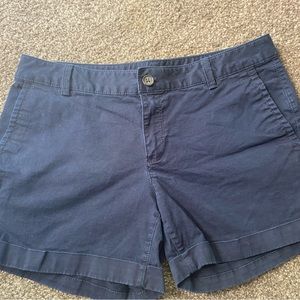 Banana Republic city chino navy shorts, size 6